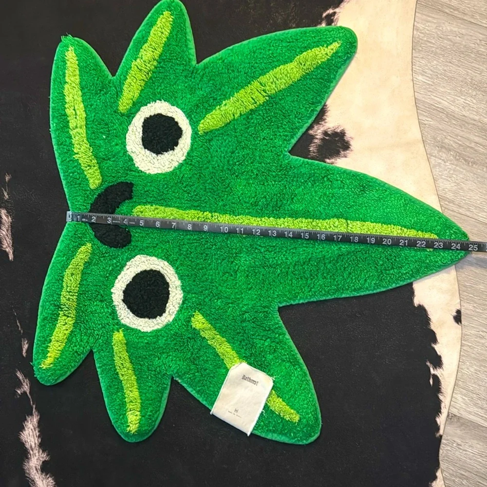 💚Green Leaf Bathroom Rug/Mat•NWT💚